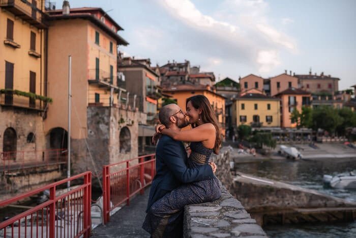 Couple kisses at their Lake Como Italy elopement