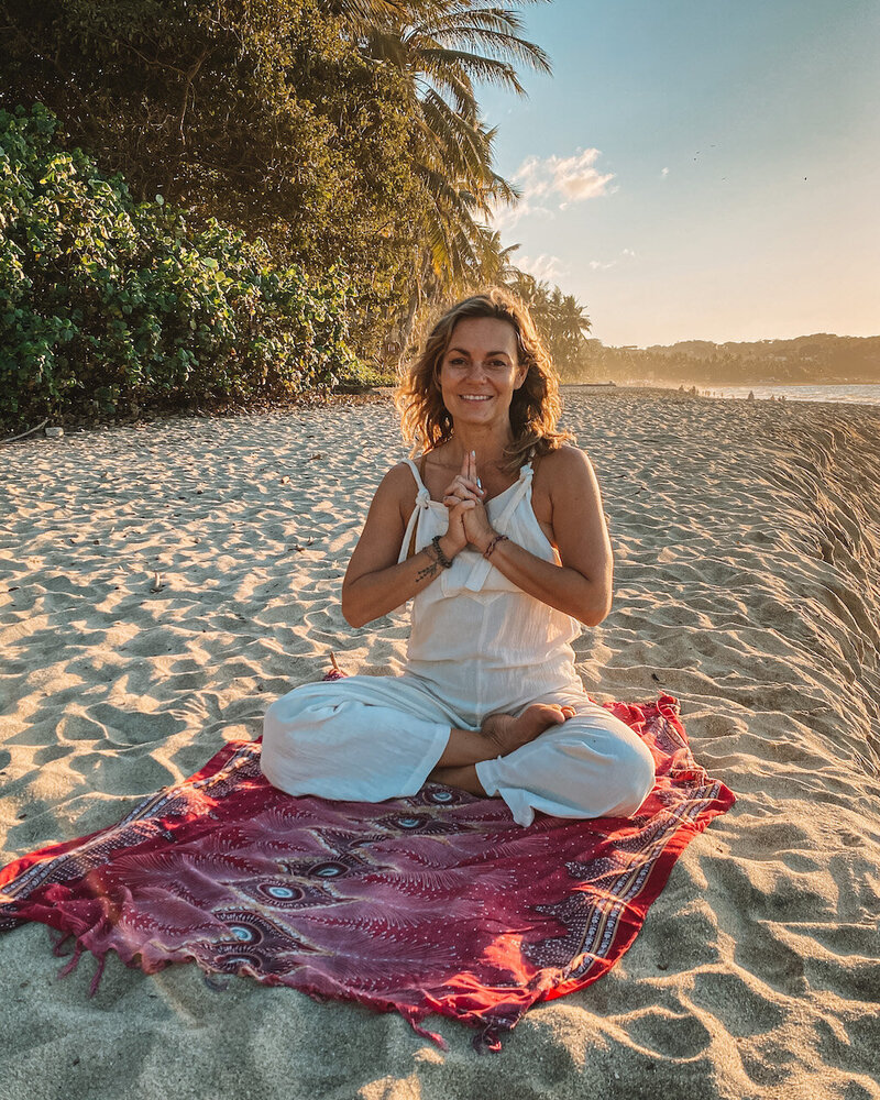 Jenn specializes in yoga instruction, meditation and ceremonies in Sayulita, and the surrounding areas of Nayarit, Mexico