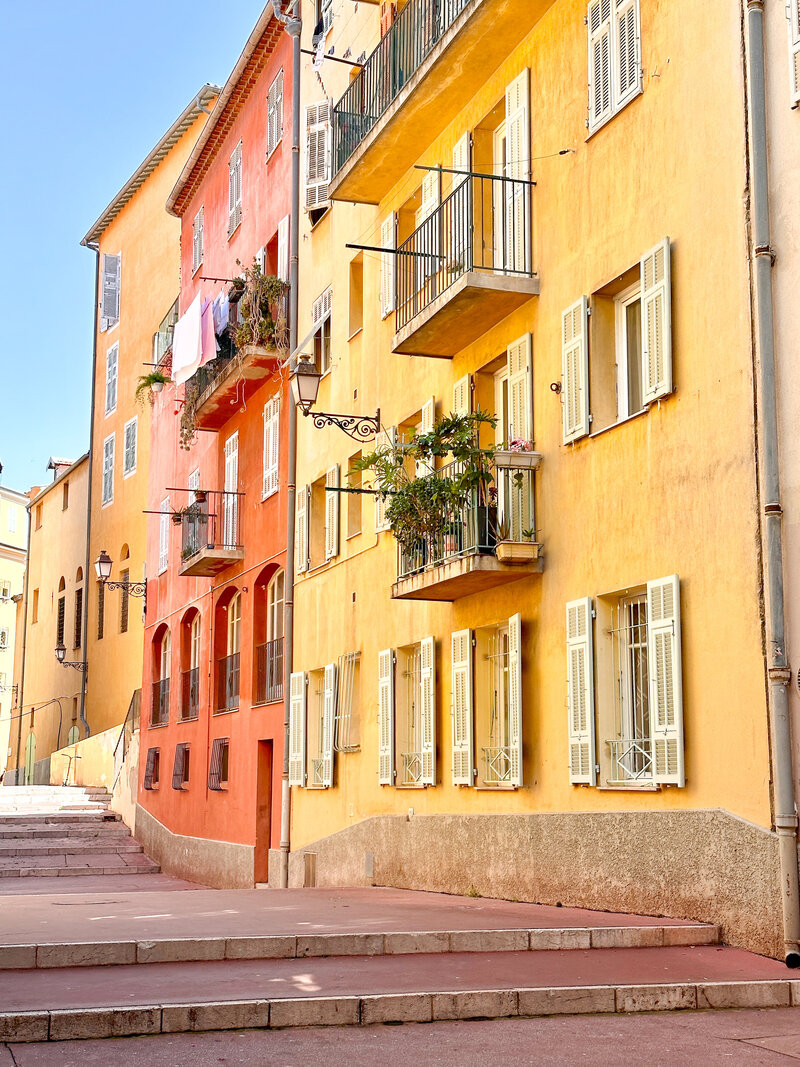 Nice colorful neighborhood  2