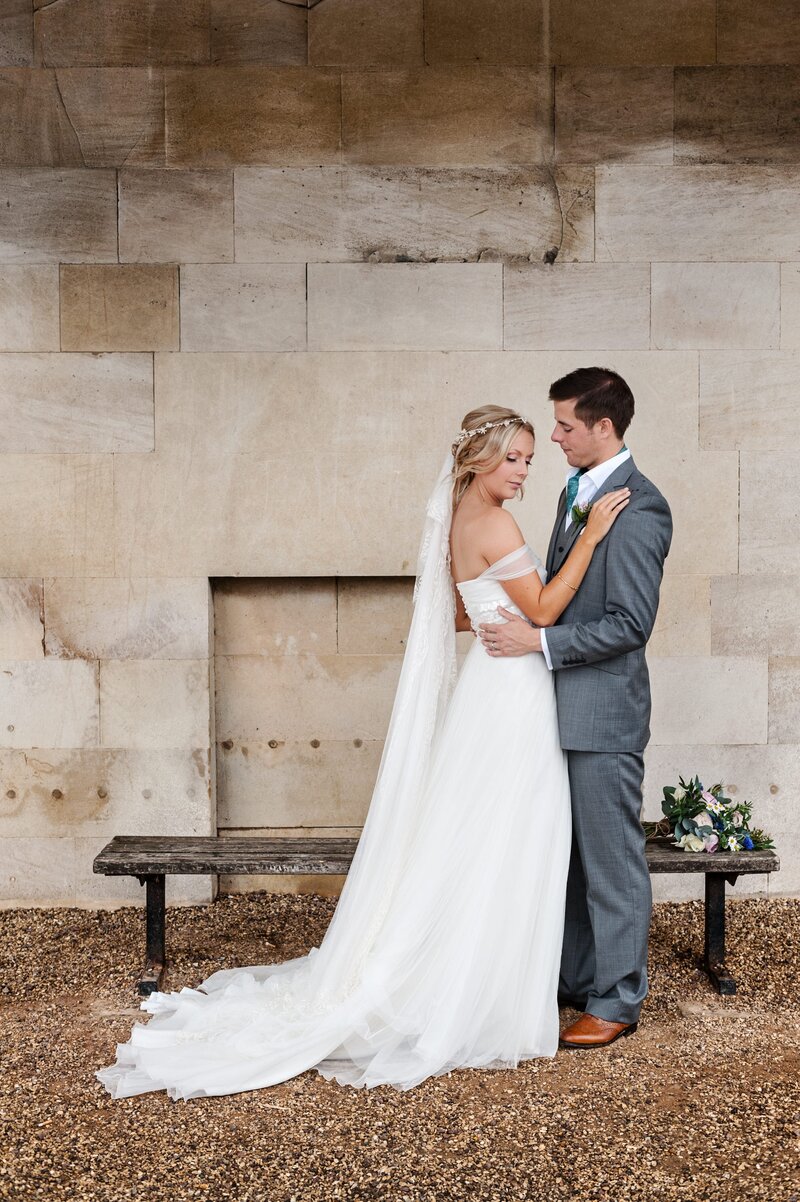 Sarah-Vivienne-Review-Emily-Mark-1001