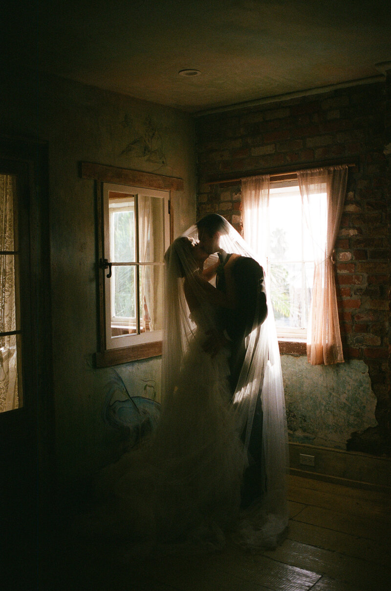 New-Oreleans-Race-and-Religious-35mm-Film-Wedding-Photographer-Bri-Nicole-Photo-Co-4