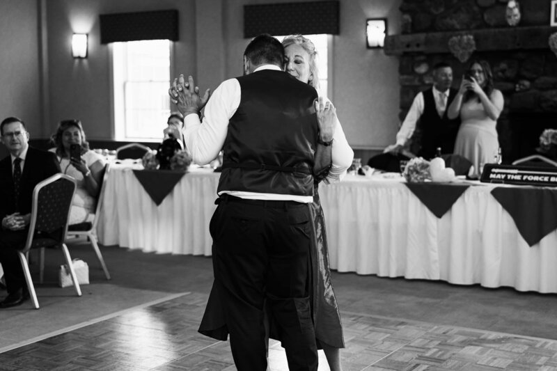 jiminy-peak-wedding-berkshire-photographer-59