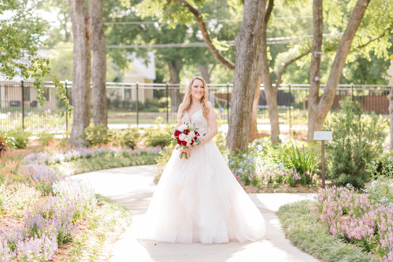 4-Julie_Grapevine_Botanical_Bridal_Session_Dallas_Wedding_Photographer_MaggShots_Photography