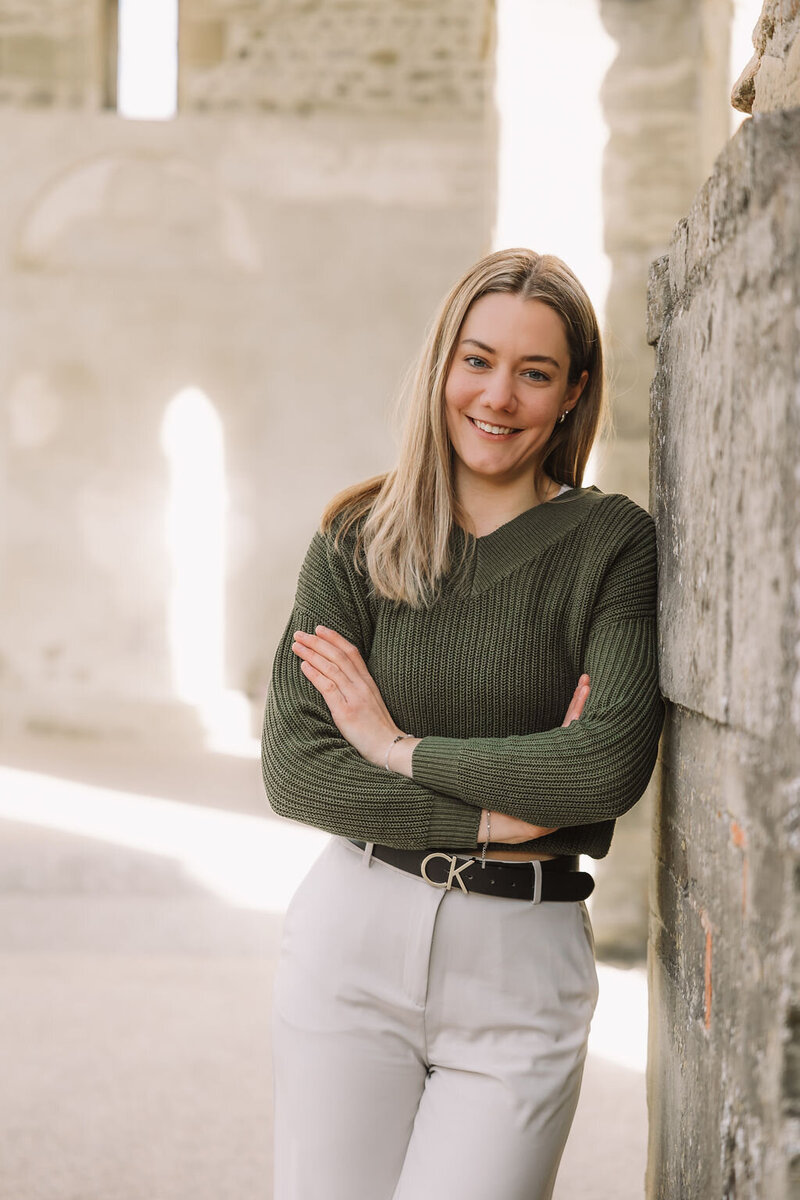 Portraitaufnahme von Stephanie Widmer für den Markenauftritt von Fabienne Horvath