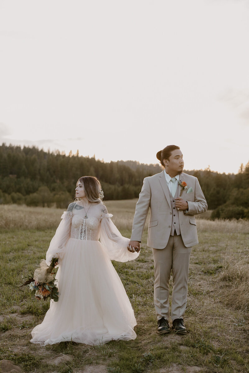 Bride & Groom at The Hitchin Barn in Newport, Washington