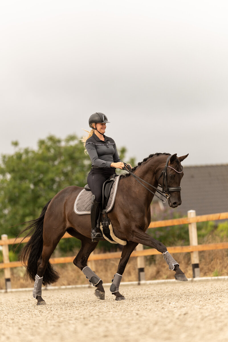 Laat je paard ontspannen met het gebruik van Fruno's.