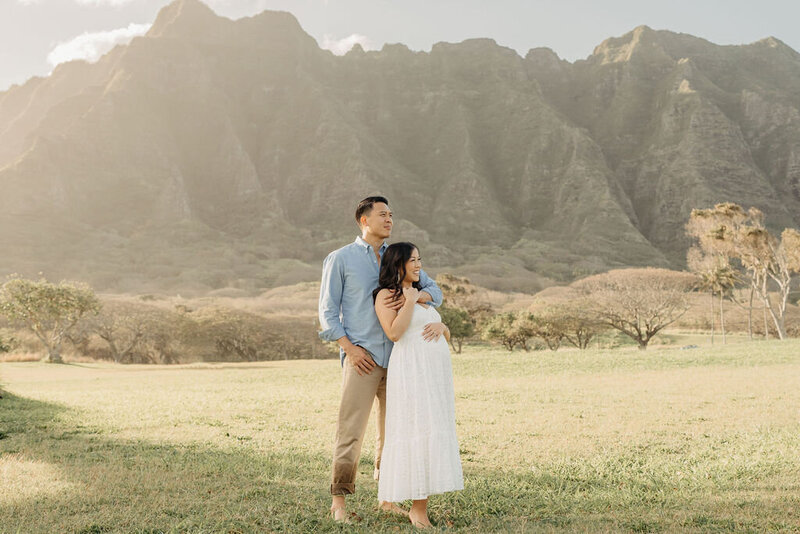 Oahu Maternity Photographer for couples