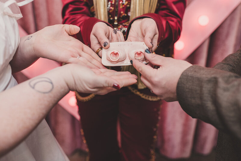 bride and groom wedding bands at las vegas elopement