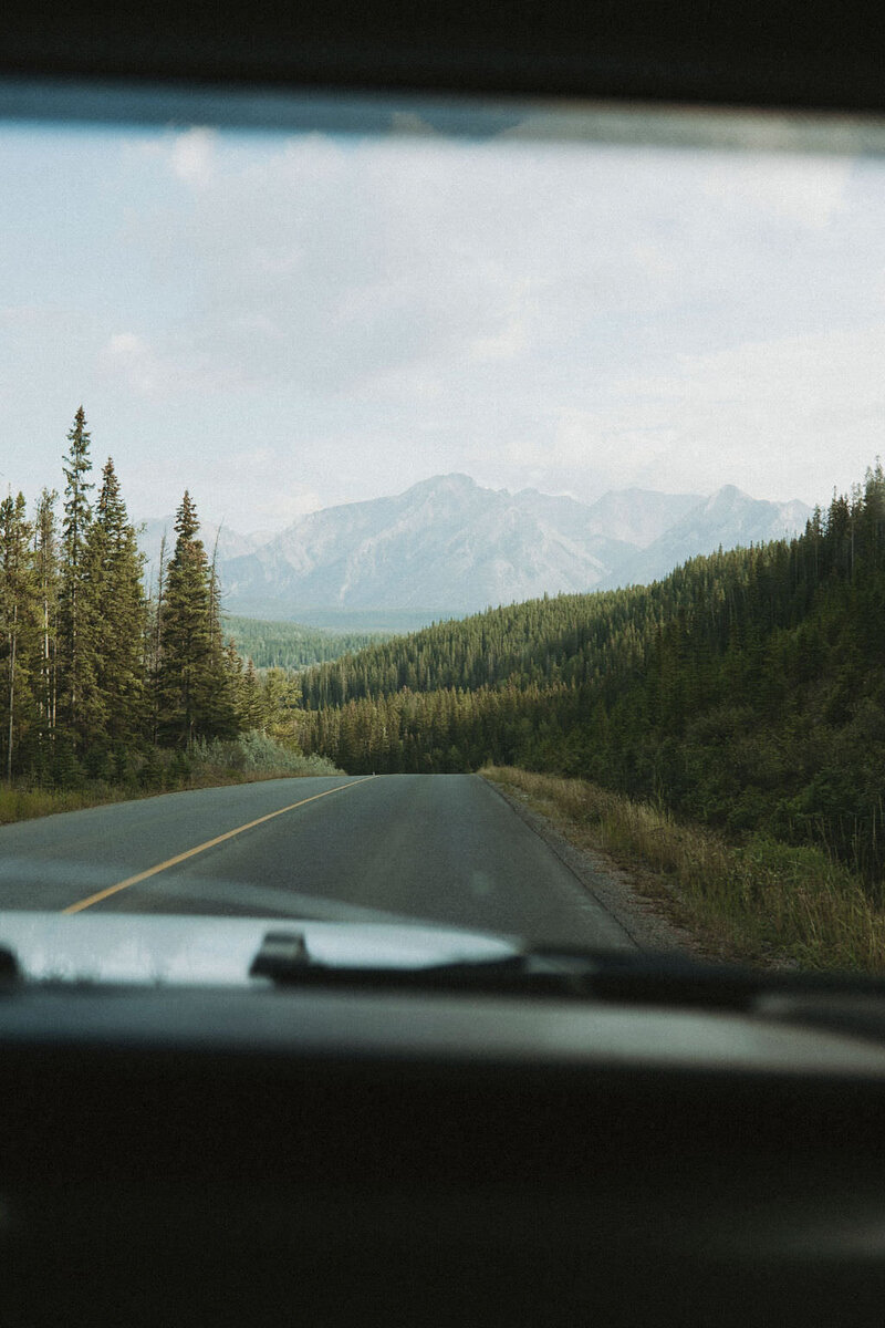 Wellness social media strategist helping holistic health professionals grow with intentional, authentic marketing strategy.