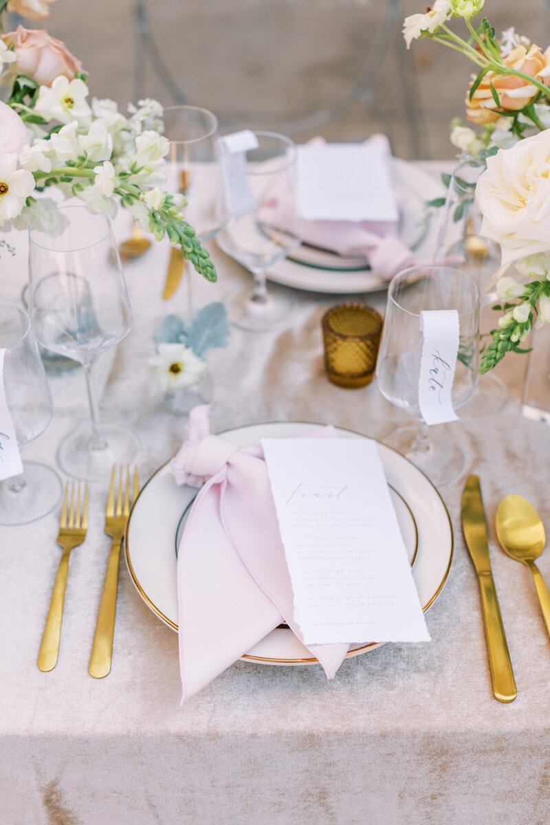 Luxury wedding table settings