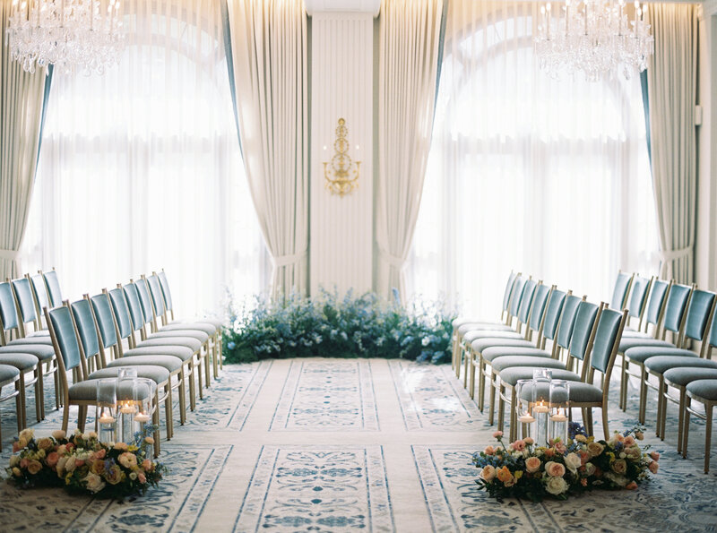 Indiana_Michigan_Wedding Planner_Hotel Carmichael_Carmel Indiana_Wedding Day Editorial_Ceremony Venue_Wedding Decor