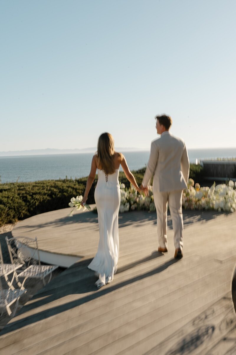 documentary-style-wedding-photographer-intimate-celebration11