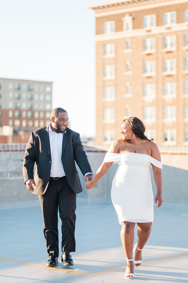 downtown-wilmington-nc-engagement-photos-26