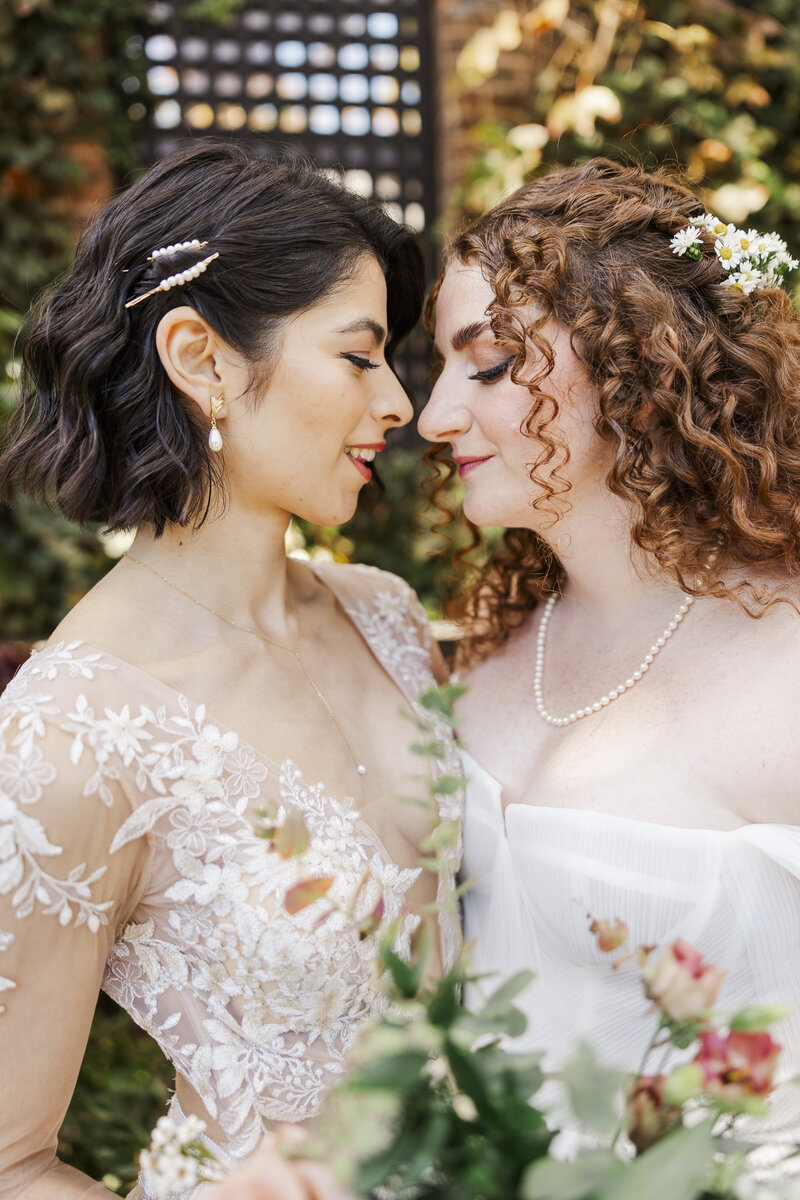 Cute bridal details of Intimate Micro Wedding styled shoot of wedding bouquet, bridal shoes, and boutonniere