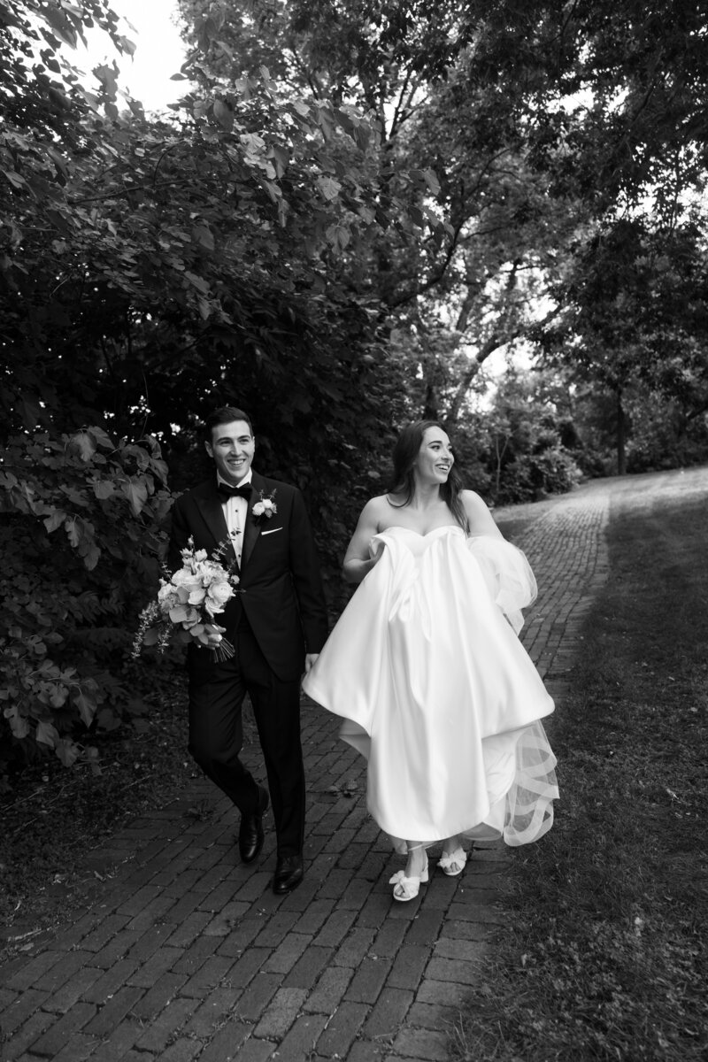 alma-restaurant-summer-wedding-minneapolis-minnesota-molly-w-photography-121