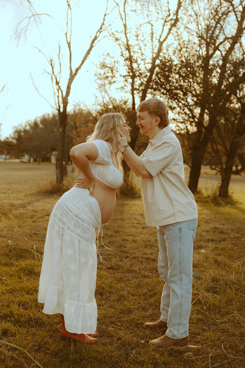 Golden maternity session in Buffalo Gap, TX
