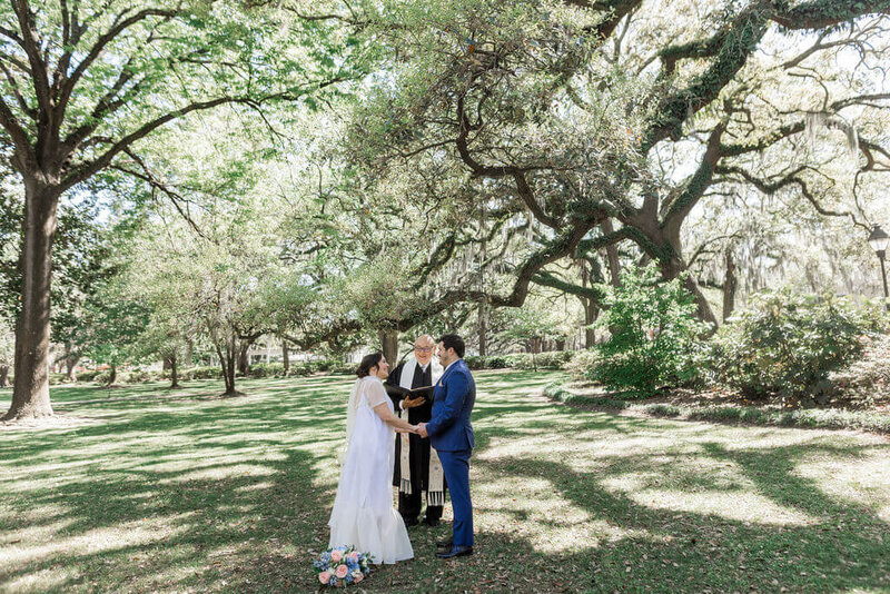 Savannah_Elopement_in_Forsyth_Park_Under_the_Oaks03
