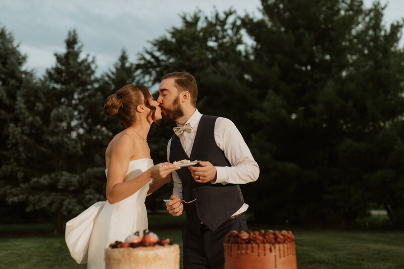 illinois chicago backyard intimate wedding northwest indiana photographer videographer film documentary lisle hyatt regency hotel charles-84