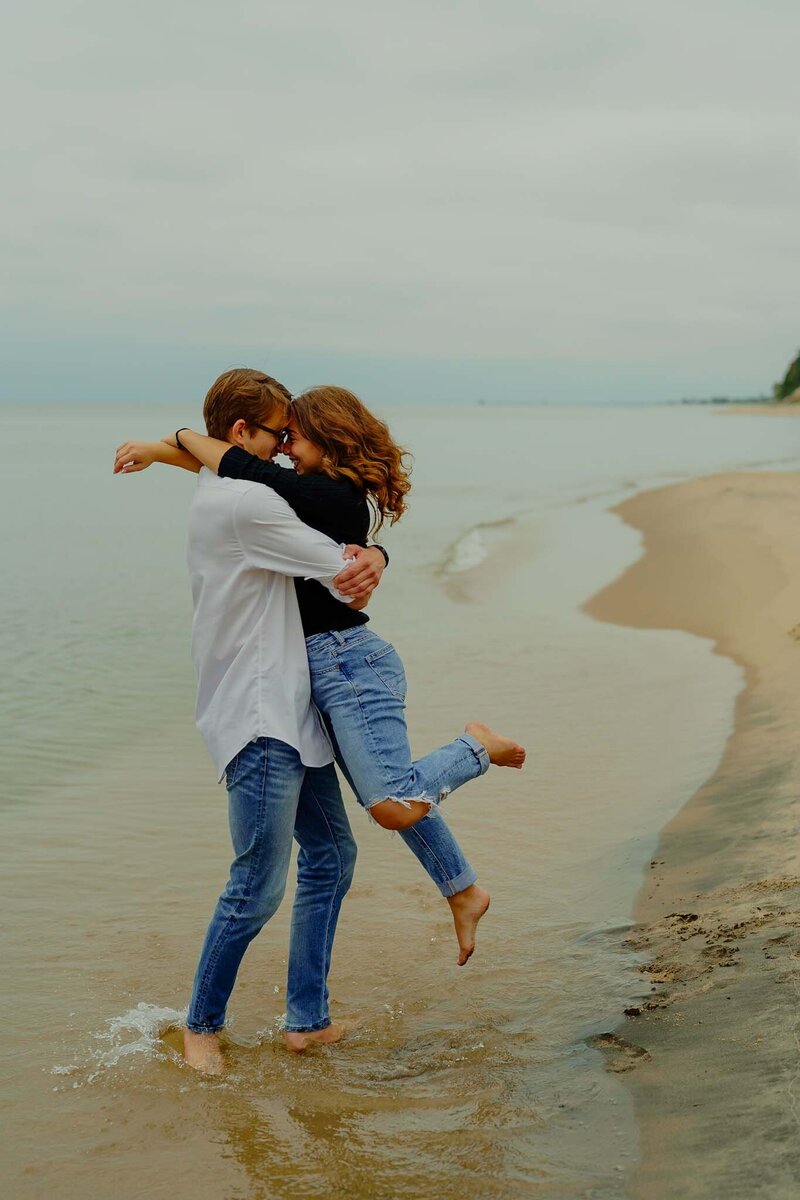 missouri-beach-elopement-photography-weddings-pure-bliss-imagery.