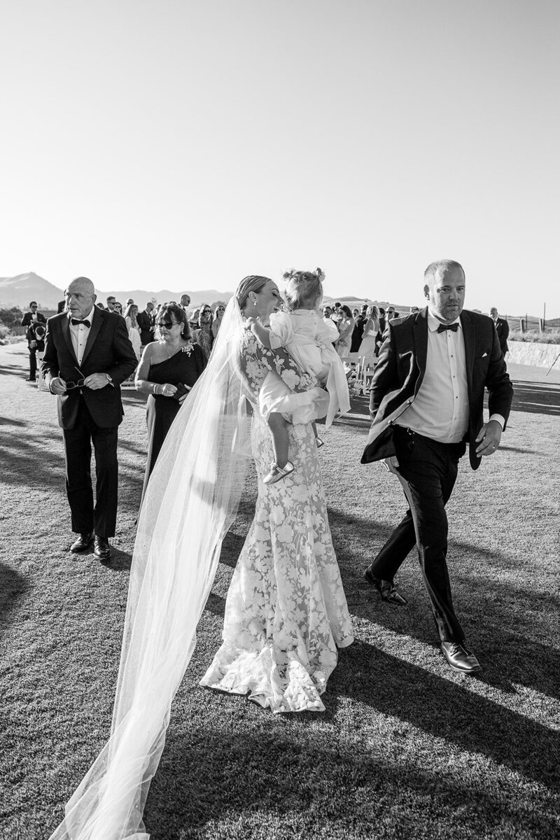 Napa-Carneros-resort-wedding-photography-wedding-classic-blackandwhite-churchwedding-wedding-thedejaureguis-064