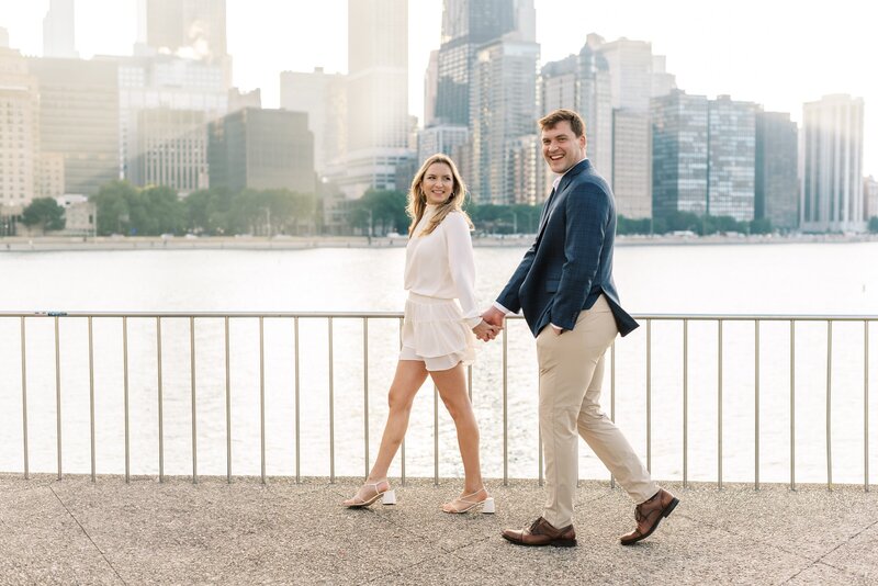 Chicago-IL-Olive-Park-engagement-3