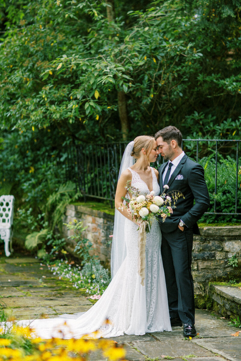 Gabe_Nichole_Wedding_2024392