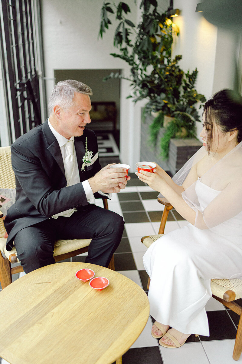 A Romantic Wedding in Hotel Kong Arthur with Traditional tea ceremony