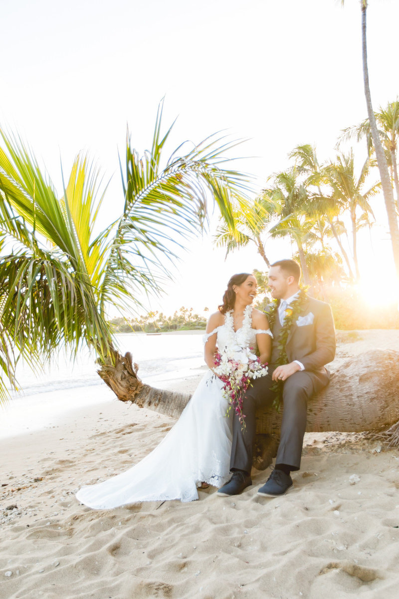 Compare Oahu Beach Wedding Packages for Destination Hawaii Weddings