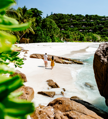 couple on their honeymoon planned by travel planner GG Mack