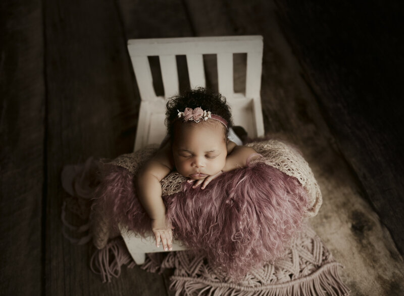 Austin, Texas Newborn Photographer | Baby Girl Newborn Photoshoot