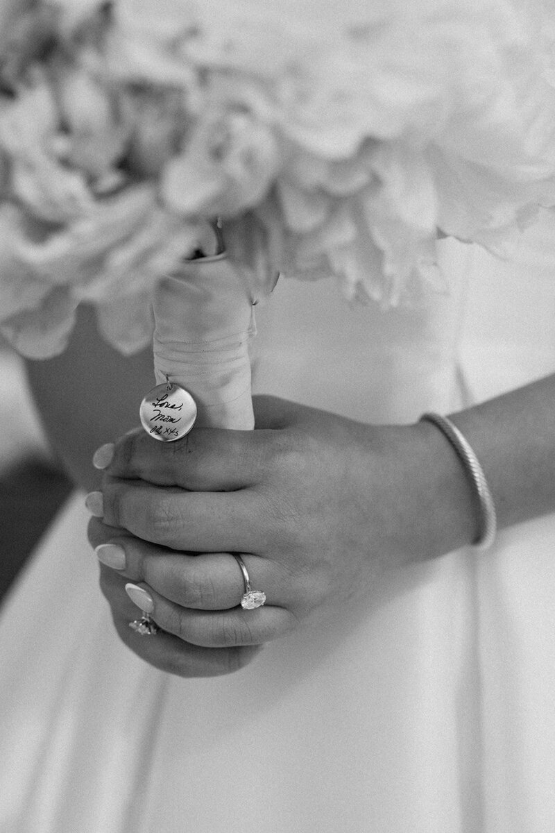 LillyLousWedding_GardenPartyWedding_0041-Copy1