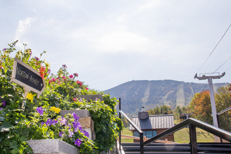 Sugarloarf with Moutain in the back | Wedding Photography Maine
