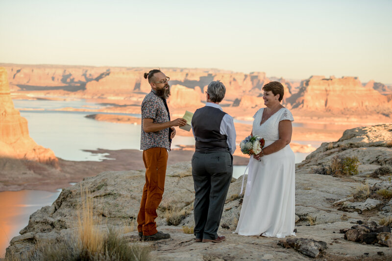 10.19.20 Elopement at Alstrom Point Vicky and Paige Photography by Terri Attridge-235