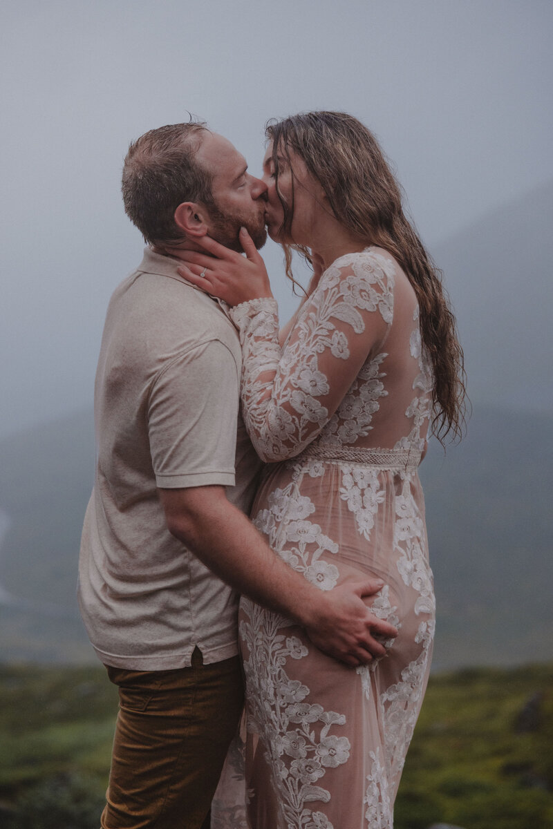 Alaska-Hatcher-Pass-Waterfall-Engagement-T&E_145