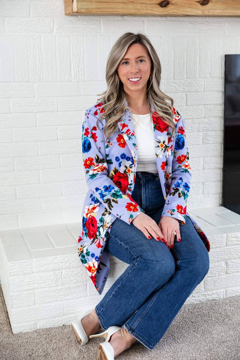 Linds Headshots-39