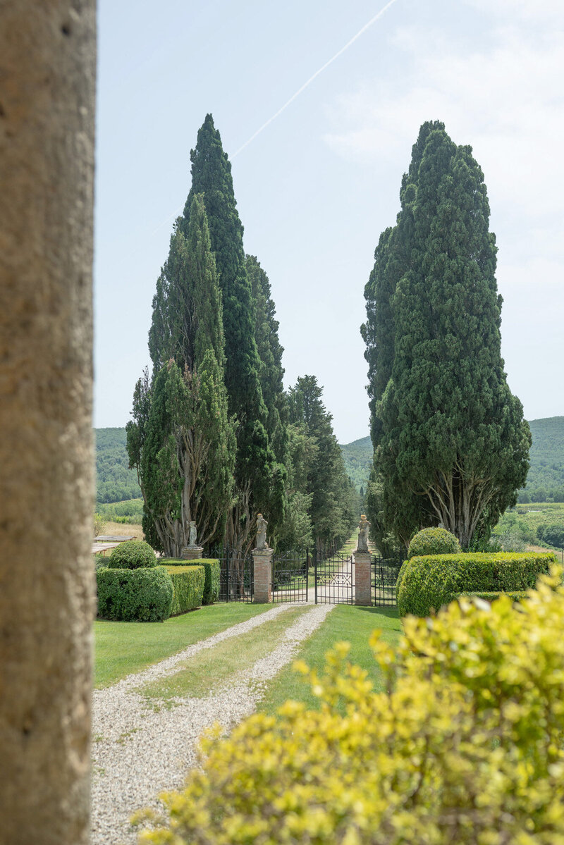 Borgo-Stomennano-Tuscany-Wedding-Hilary-Louis-7