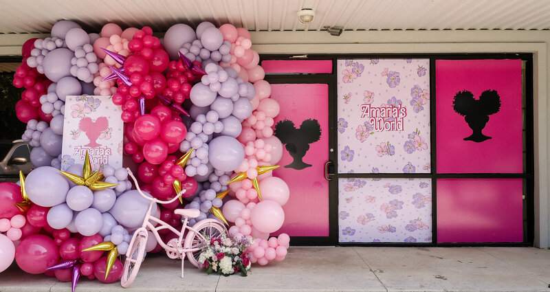 Pink and purple ballon wall with stars