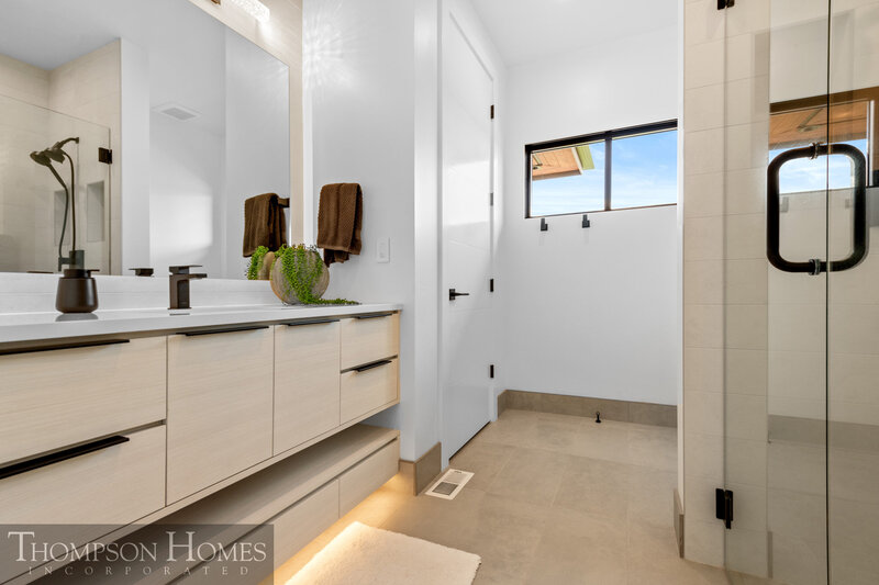 Thompson-Homes-Stillwater-Modern-Prairie-Eagle-Idaho-Custom-Home-Builder-103