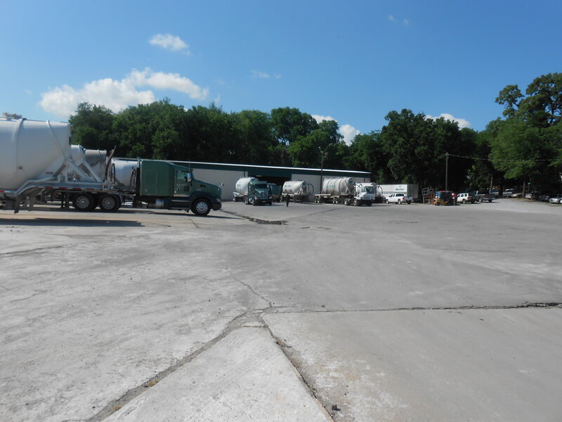 Regional trucking jobs available at Walpole Inc. in Florida, providing reliable routes and competitive pay.