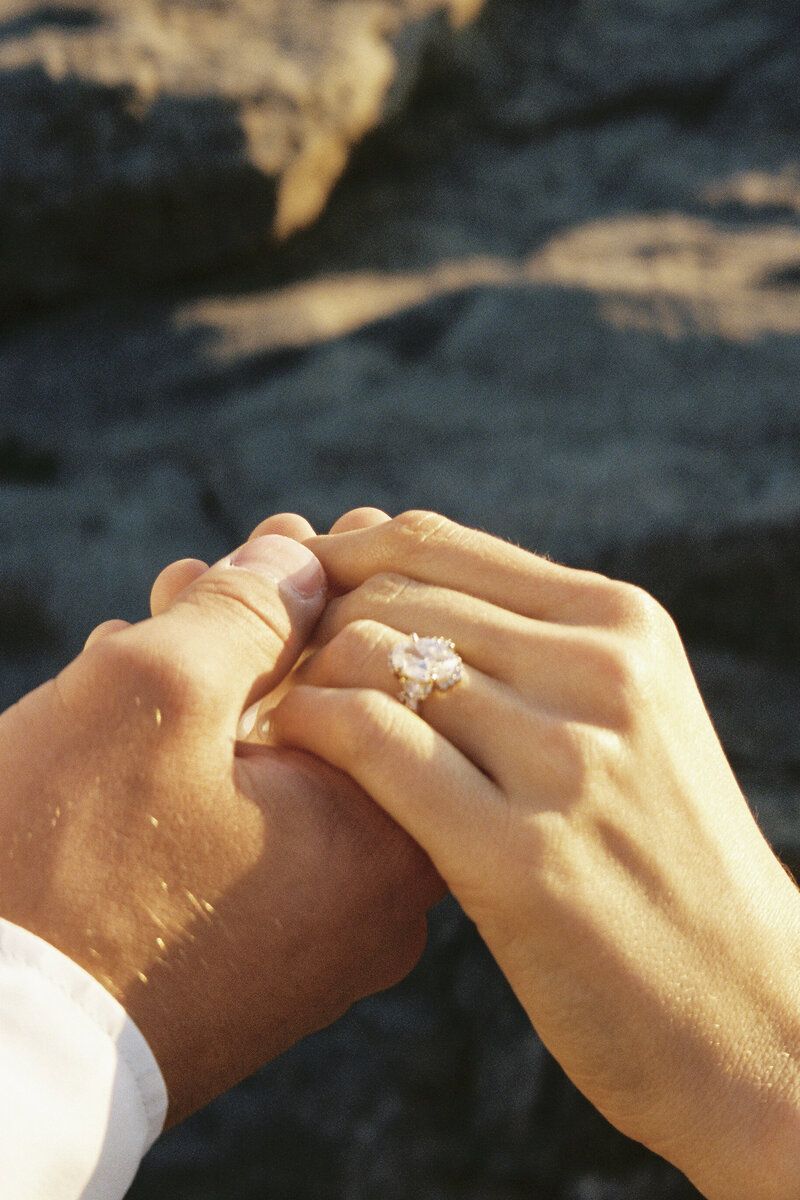 shenandoah-national-park-engagement-photos-on-35mm-film-2