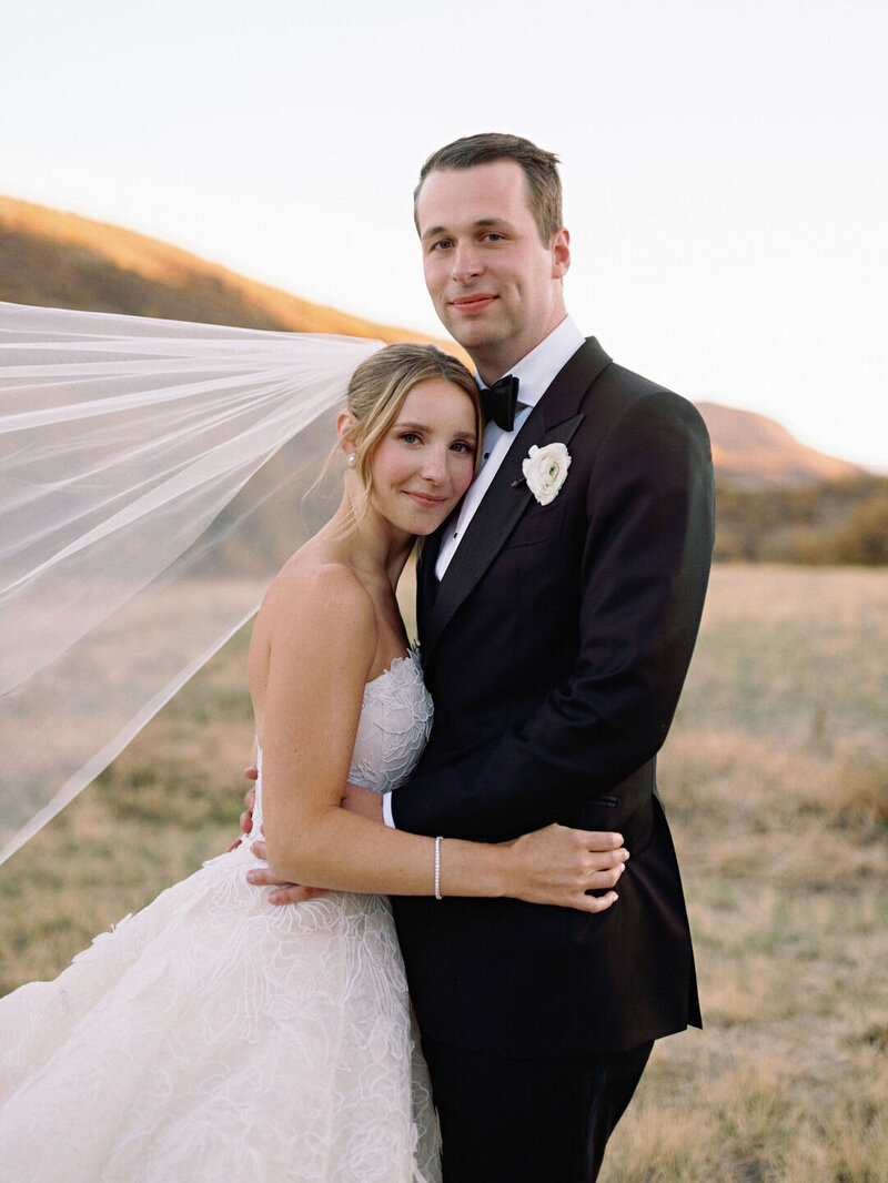 MacRyan-Lodge at Blue Sky Utah Wedding by GoBella100