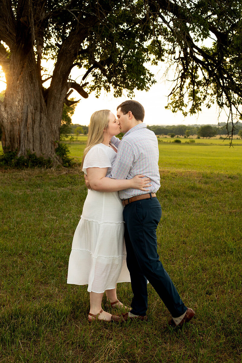 Engagement photos in Northwest Arkansas