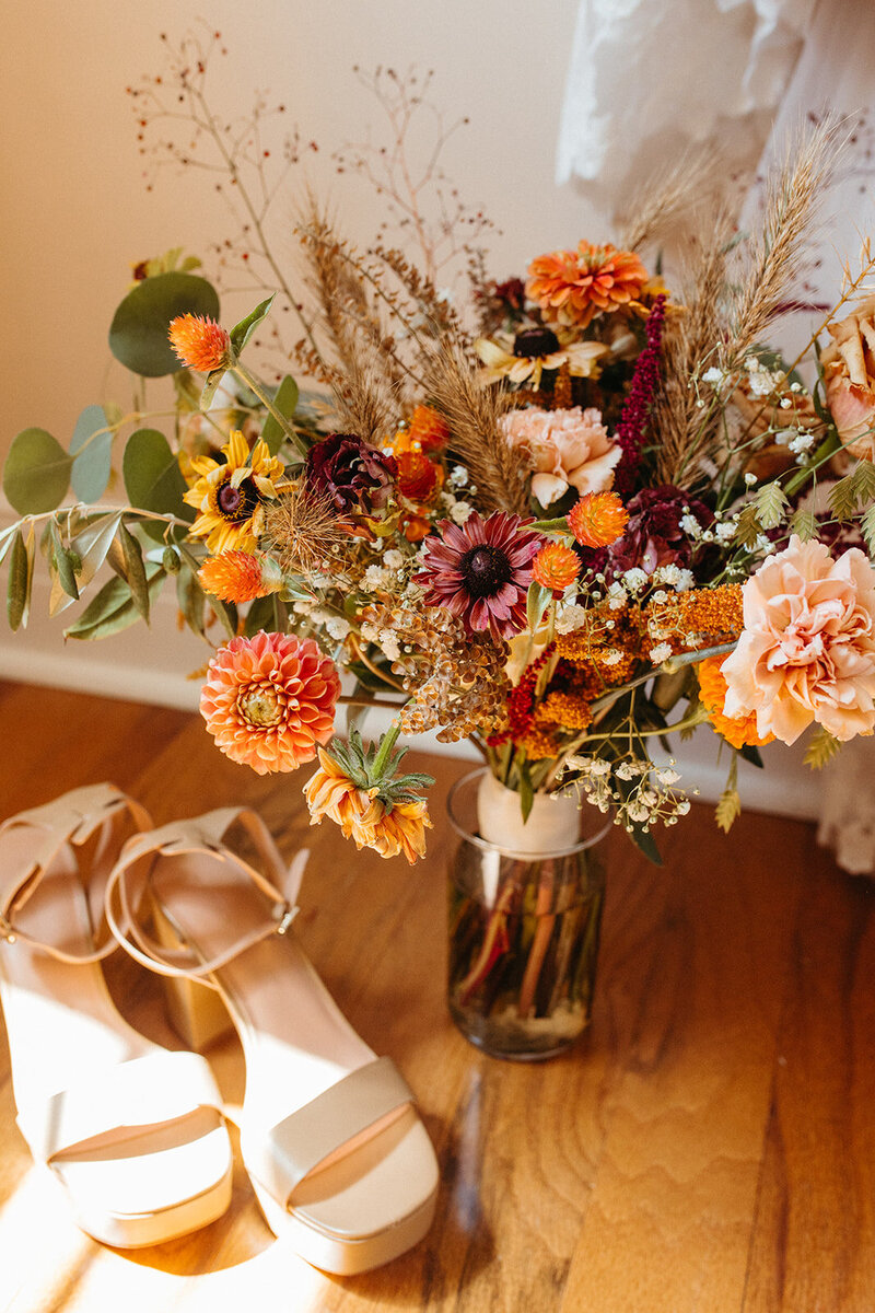 wedding bouquet St. Louis Wedding Photographers
