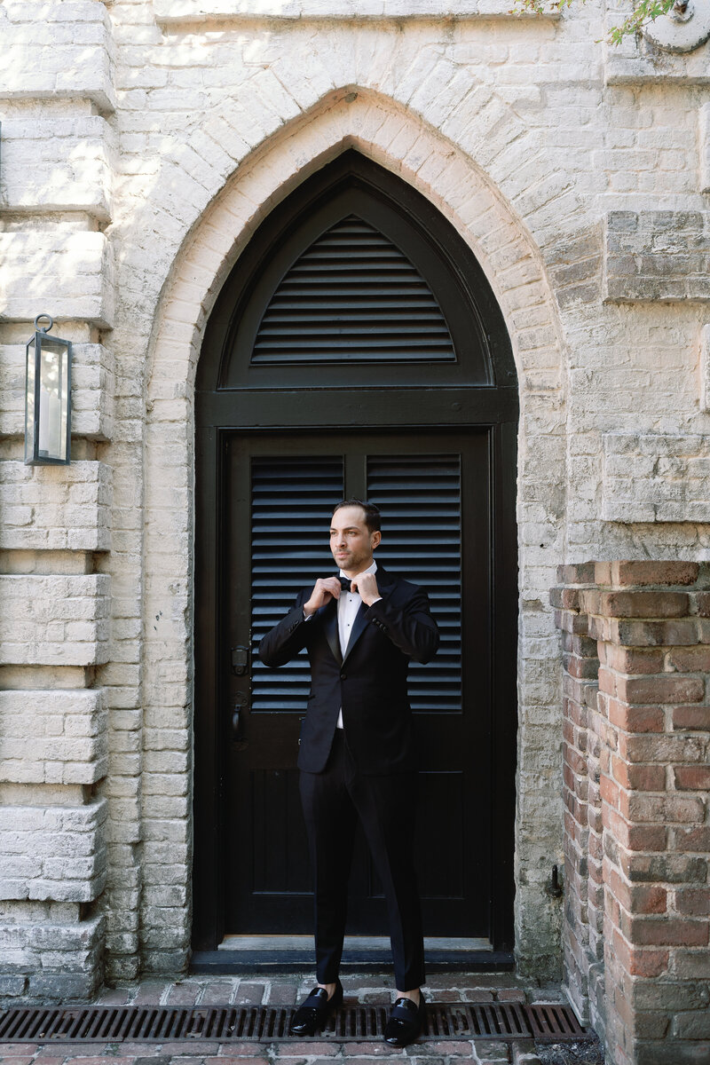 CourtneyandJames_GettingReady-107