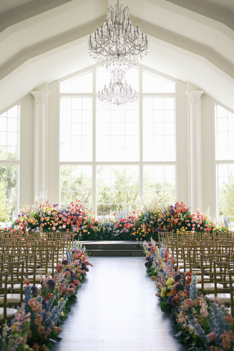 colorful-summer-wedding-at-the-hillside-estate