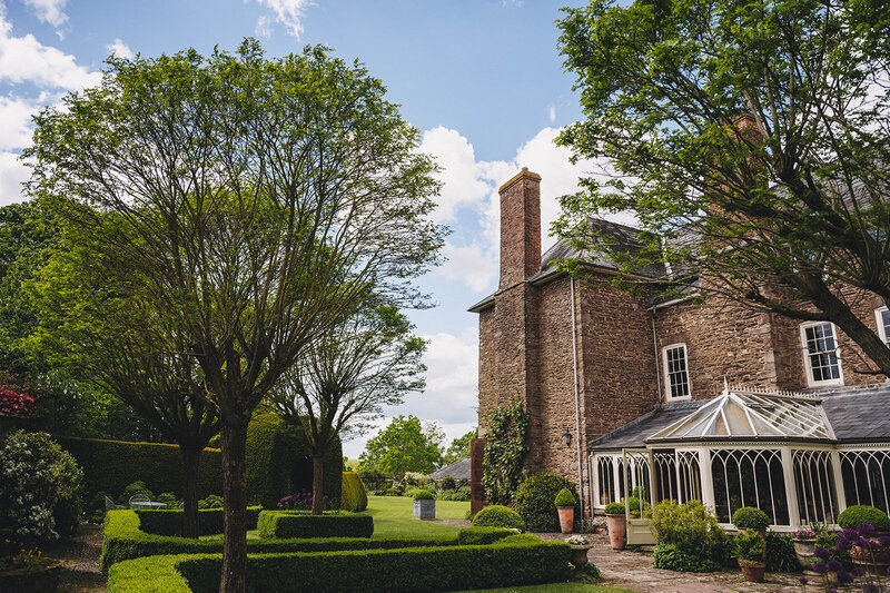 Barnsley House Wedding Planner,  Luxury Wedding Planner Cotswolds, Luxury Wedding Planner Gloucestershire, On the day wedding planner