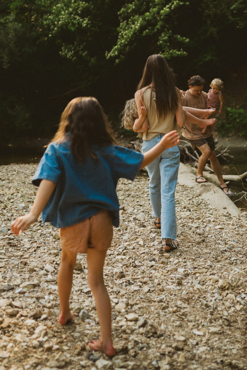 AdventureFamilyPhotosinCastlewoodStatePark|IsaPhoto+Film45