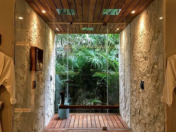 chable-maroma-shower