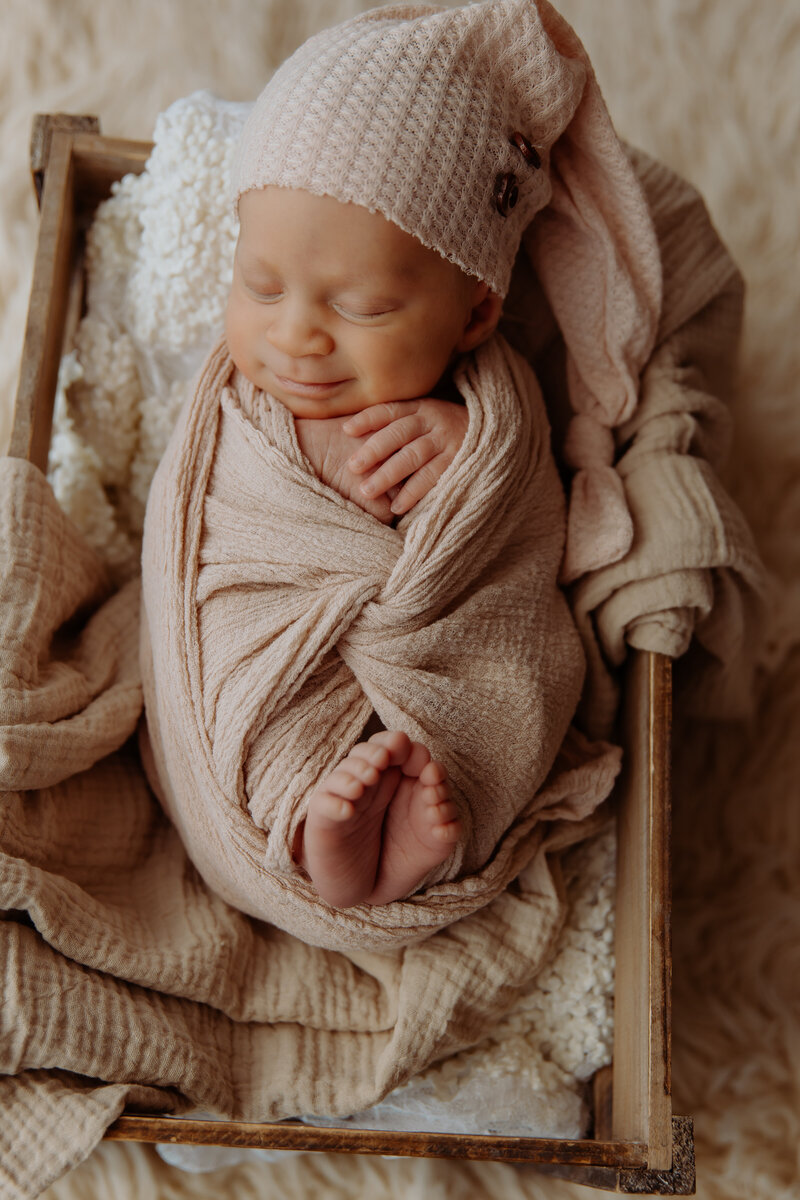 Aspen Newborn In Studio-8180