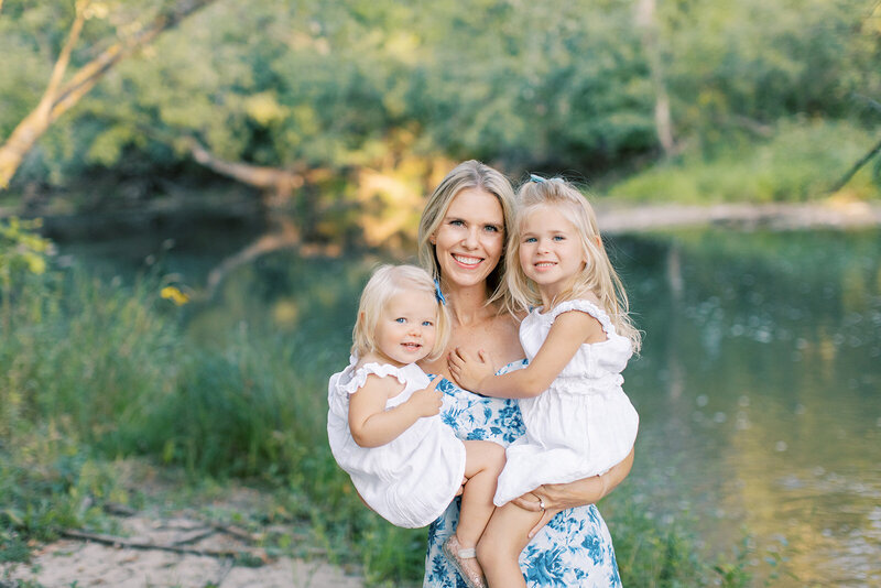 outdoor natural film photography headshots of photographer taryn christine photography